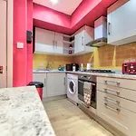 Edinburgh Central Drumdryan Ground Floor Aparthotel